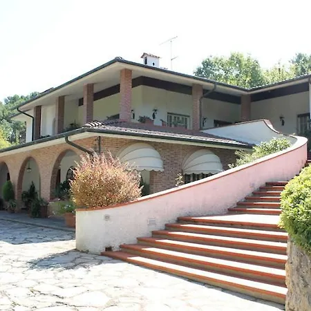 Parole D'oro Villa